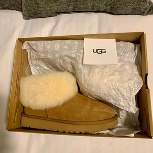 UGG Classic Mini Fluff